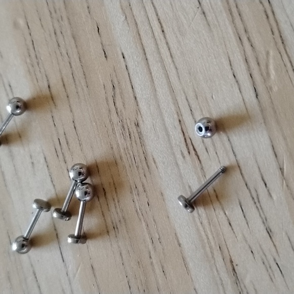 18g Surgical Steel Flat Back Stud Earrings - Picture 3 of 3